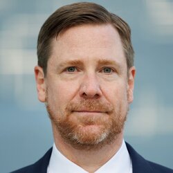 Im Zentrum von Empirical Corporate Finance stehen Investitionsentscheidungen und Finanzierung, aber auch Interessenskonflikte und Corporate Governance.